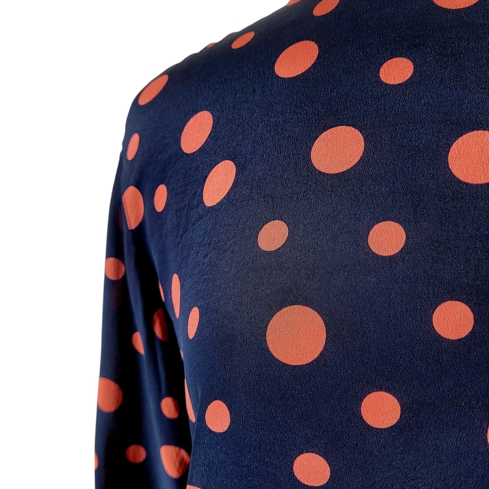 AKRIS Luxury Silk Crepe De Chine Button Back Navy Red Polka Dot Blouse Top 6 - Picture 2 of 12
